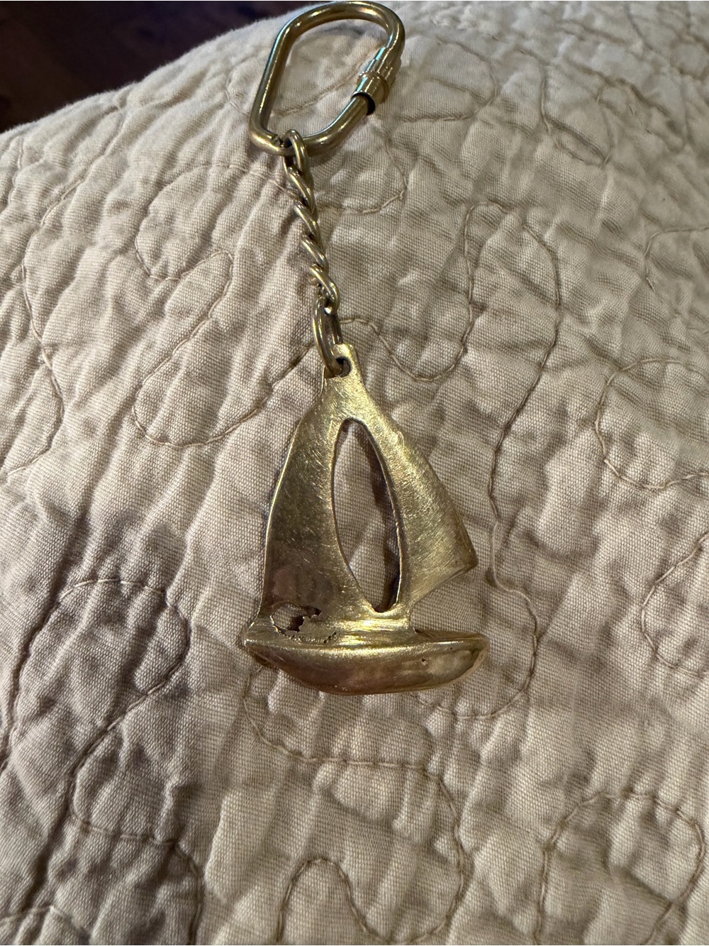 Vintage Gold Tone Sailboat Keychain